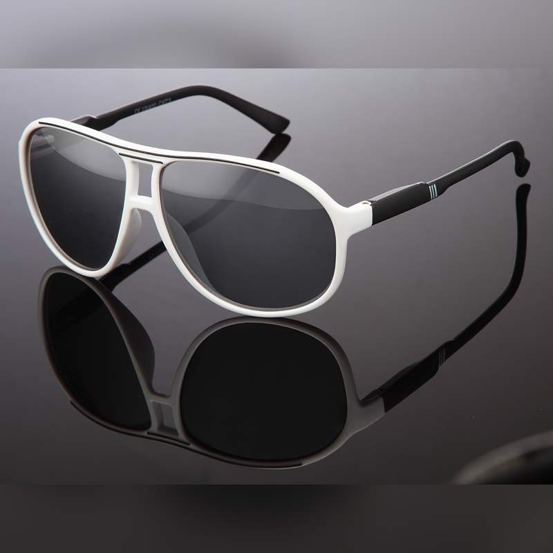 Alternative view of Matte sorte og hvide Millionaire solbriller - Zandvoort | Mørke glas